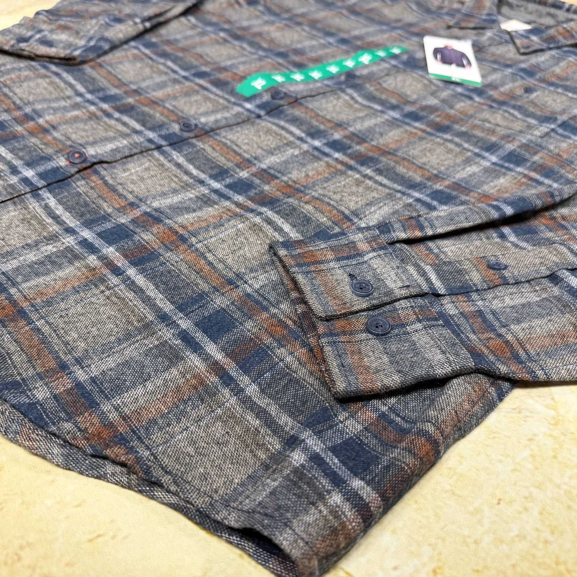 Weatherproof Vintage Brushed Plaid Flannel Shirt - Men's XL - Grey, Blue & Rust