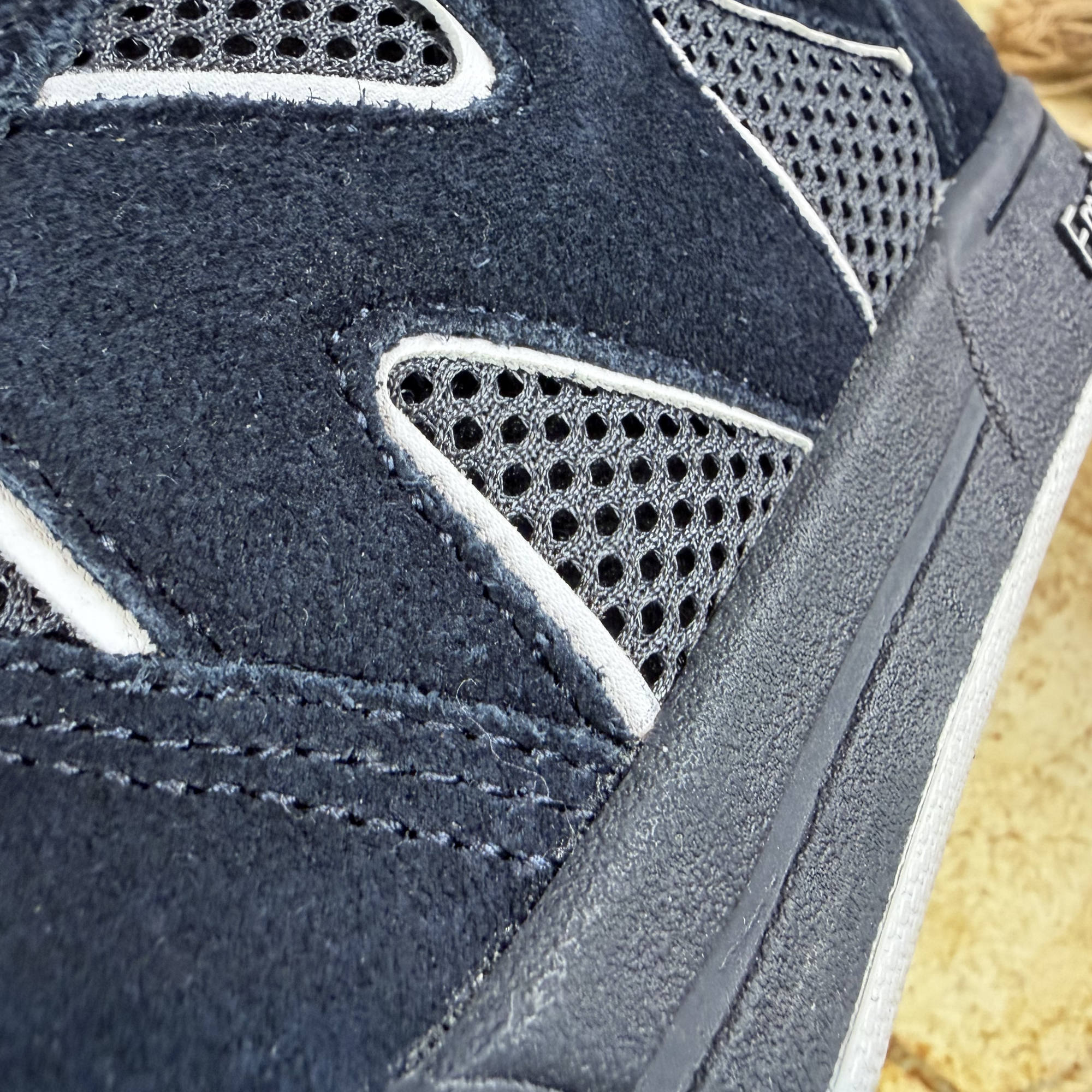 Emerica OG-1 "MJ1" Reissue - Navy/White (Men's 12)