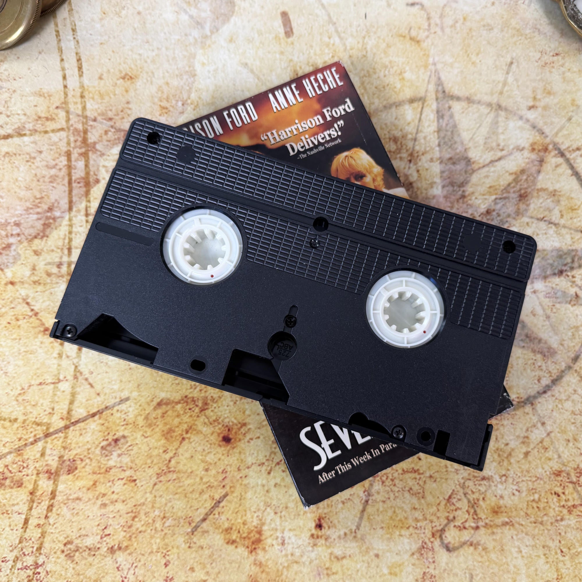Six Days Seven Nights (VHS, 1998)